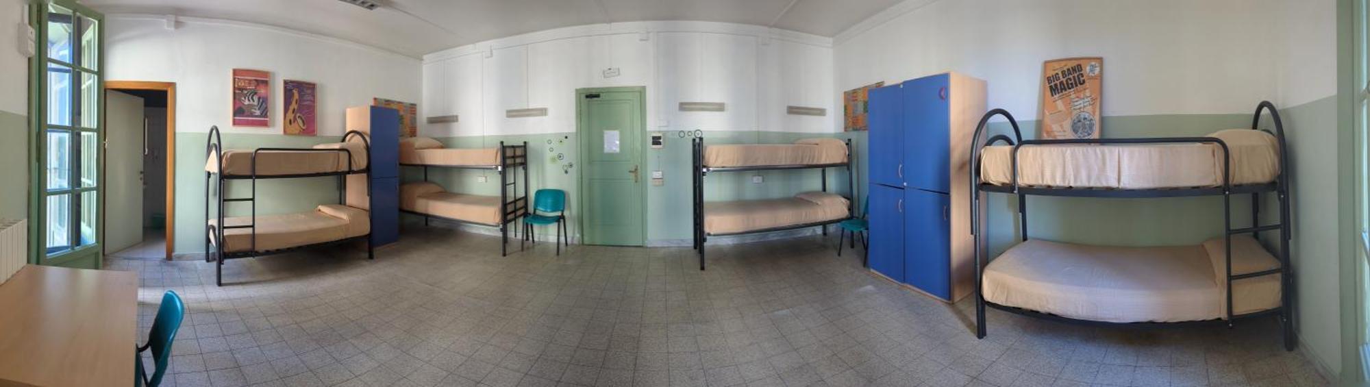 Litus Roma Hostel Lido di Ostia Luaran gambar Dorms at the Australian Institute for Marine Science