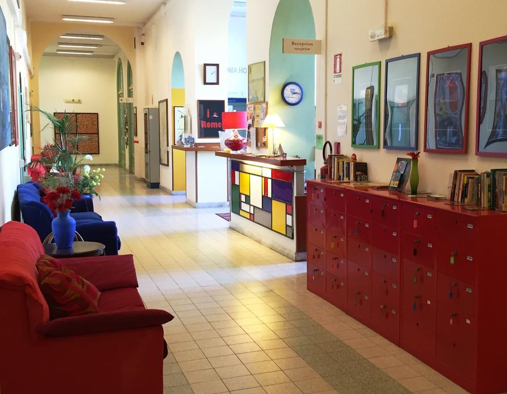 Litus Roma Hostel Lido di Ostia Luaran gambar Reception